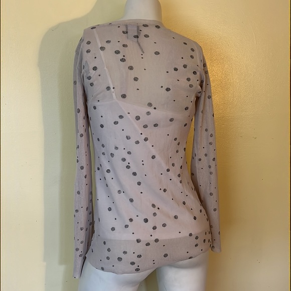 Lilith sheer mesh stretch dot shirt. Easily fits small/medium wearer size S/38 - Picture 4 of 8